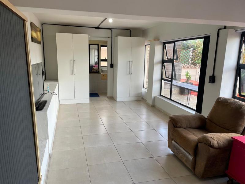 To Let 1 Bedroom Property for Rent in Simons Town Western Cape